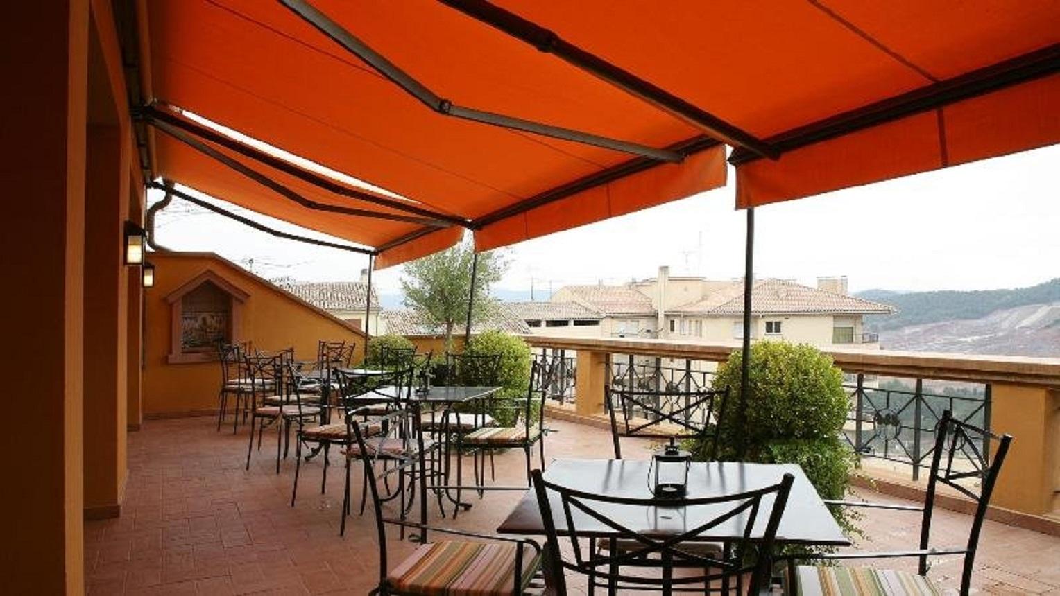 Bremon Boutique Hotel By Duquessa Hotel Collection Cardona Restaurant billede